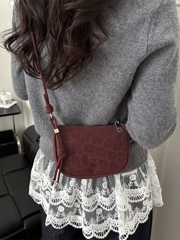 Borsa a tracolla opaca di tend - Women'S Young Bags recensione e prezzo