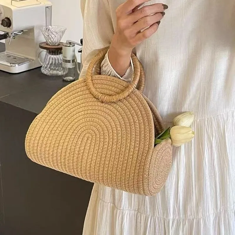 Borsa a mano intrecciata di te - Women Bags 2026 Trends recensione e prezzo