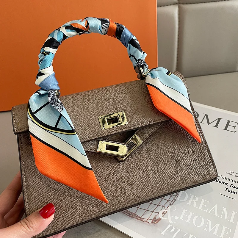 Sciarpa con tracolla stampata  - Women Bags Branded recensione e prezzo