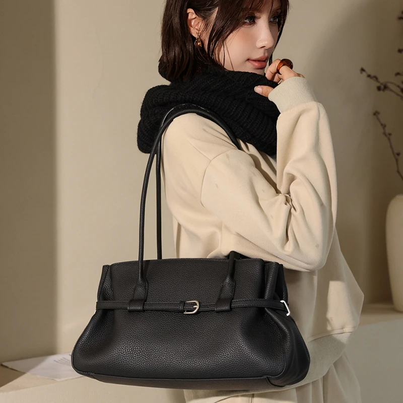 Borsa a spalla da donna in ver - Women Bags 2026 Trends recensione e prezzo