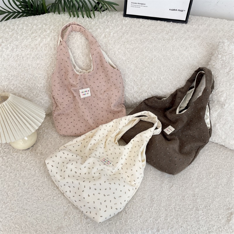 Borsa a Spalla da Donna in Cor - Women Bags 2026 Trends recensione e prezzo